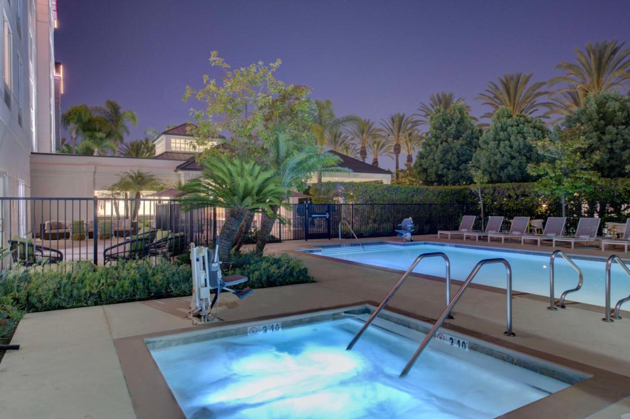 Hilton Garden Inn Anaheim/Гарден-Гров Екстер'єр фото