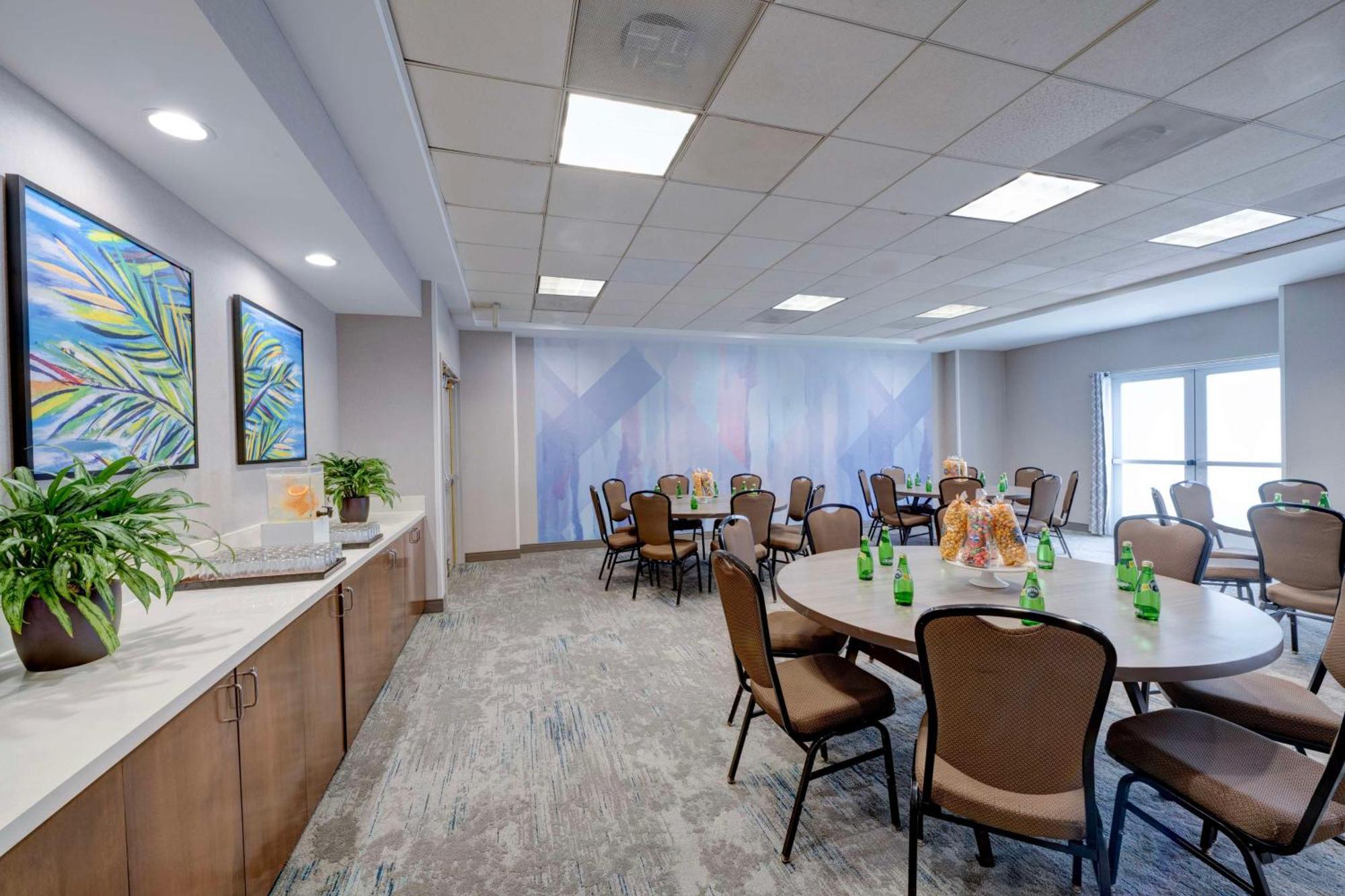 Hilton Garden Inn Anaheim/Гарден-Гров Екстер'єр фото